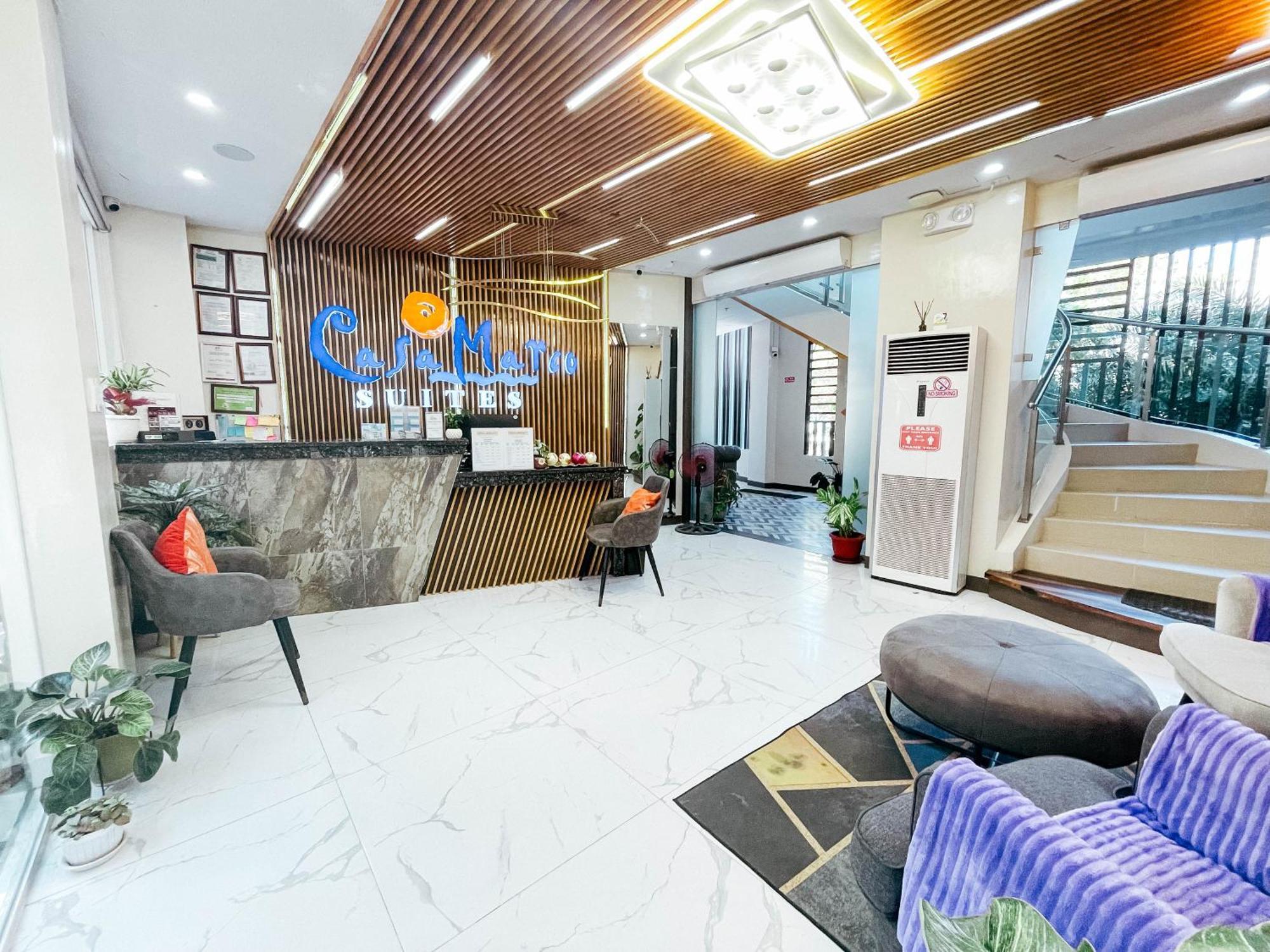 Casa Marco Suites Puerto Galera Powered By Cocotel Exterior photo