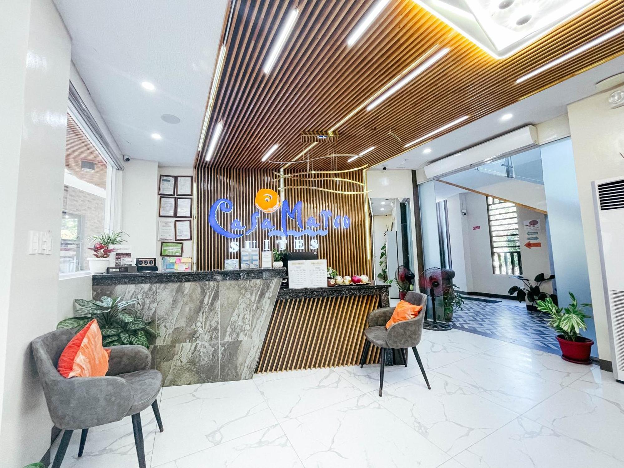 Casa Marco Suites Puerto Galera Powered By Cocotel Exterior photo