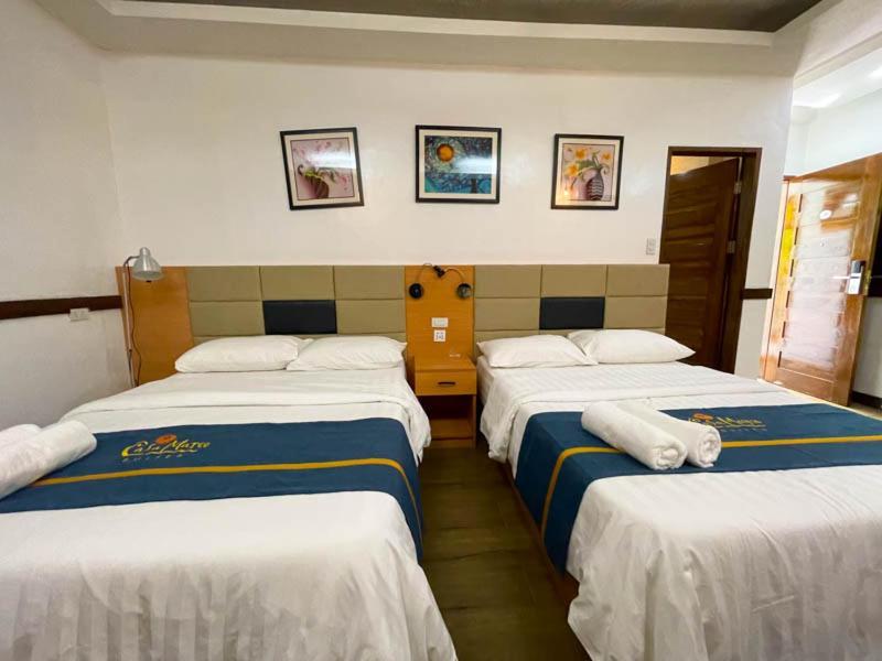 Casa Marco Suites Puerto Galera Powered By Cocotel Exterior photo